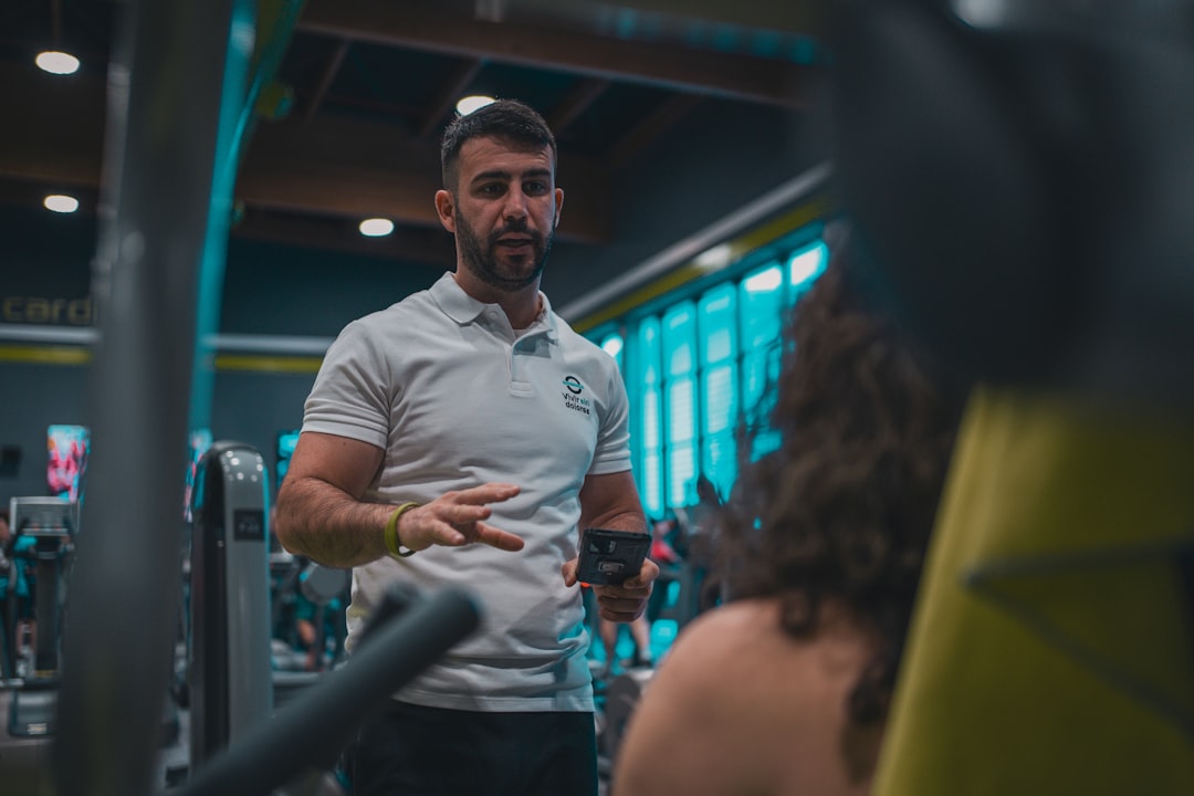 Os 3 motivos reais por trás de um aluno que falta treino - como lidar com aluno que falta treino Os 3 motivos reais por trás de um aluno que falta treino