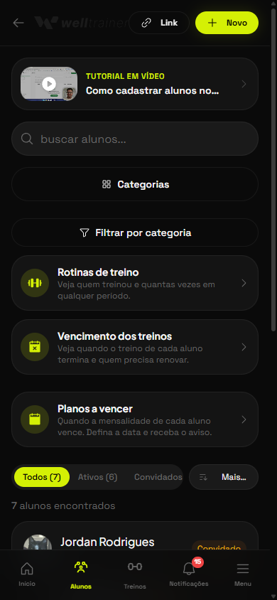 Tela de gestão de alunos do app Welltrainer