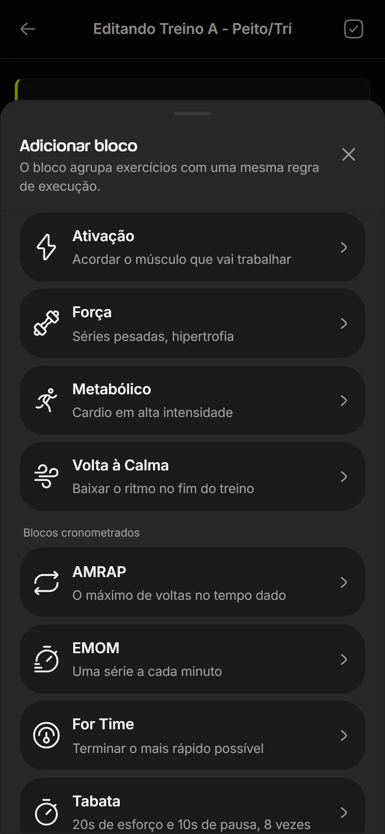Janela Adicionar bloco do construtor de treino do Welltrainer no celular: partes do treino como ativação, força e volta à calma e os blocos cronometrados AMRAP, EMOM, For Time e Tabata