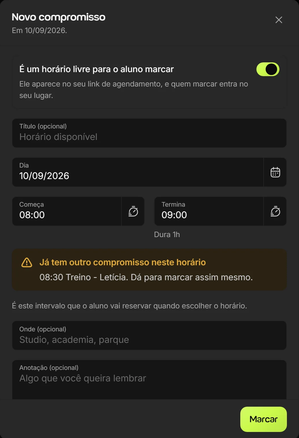 Formulário Novo compromisso da agenda do Welltrainer com a opção É um horário livre para o aluno marcar ligada, começo e fim do horário e o aviso de que já existe outro compromisso naquele horário